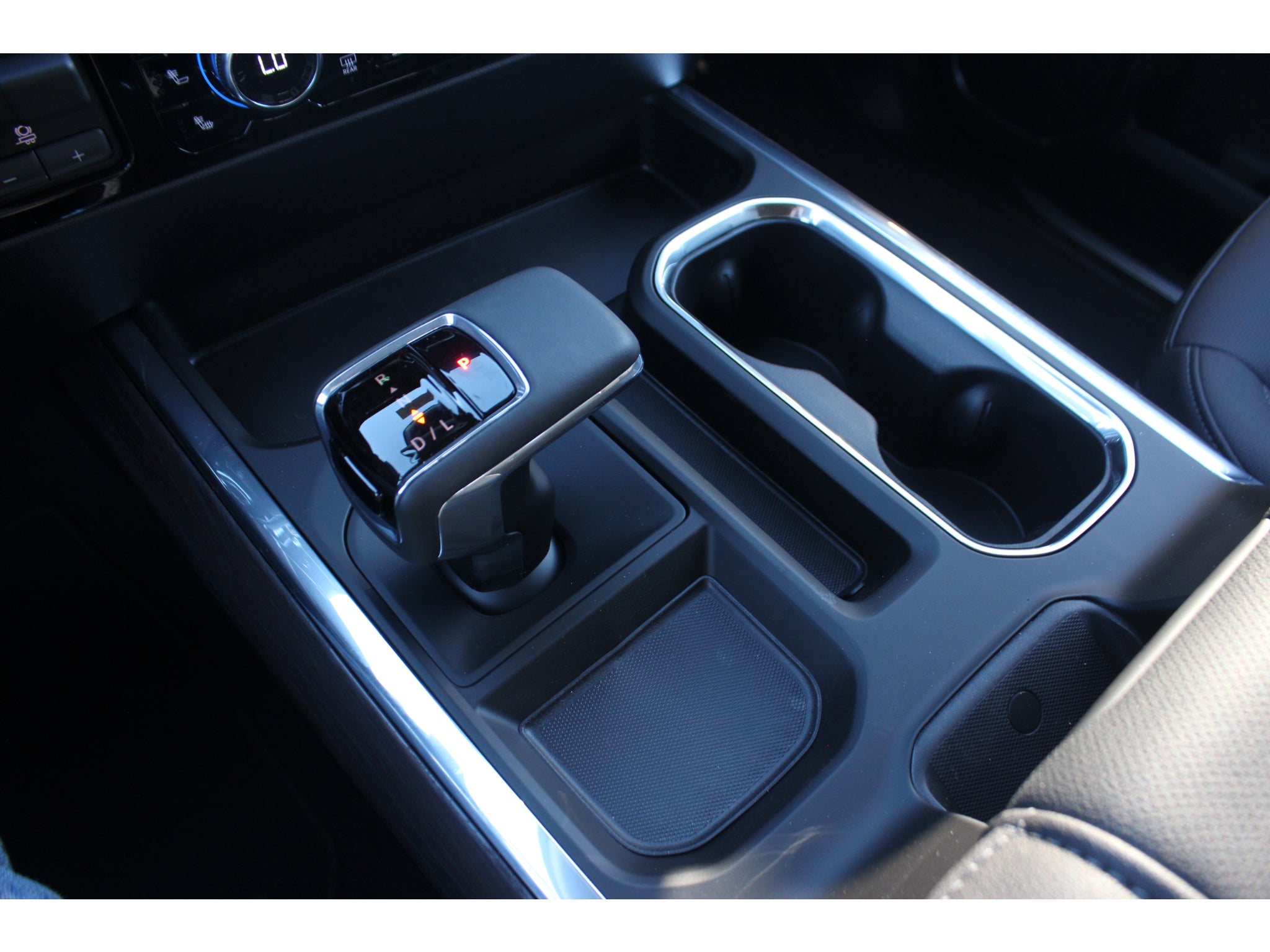 2026 GMC Sierra 1500 SLT - Photo 38