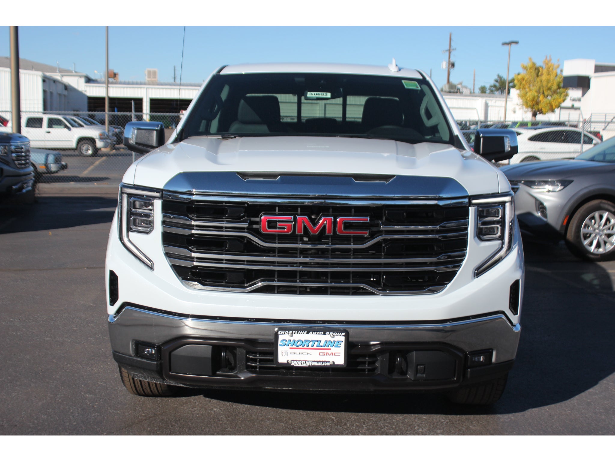 2026 GMC Sierra 1500 SLT - Photo 7