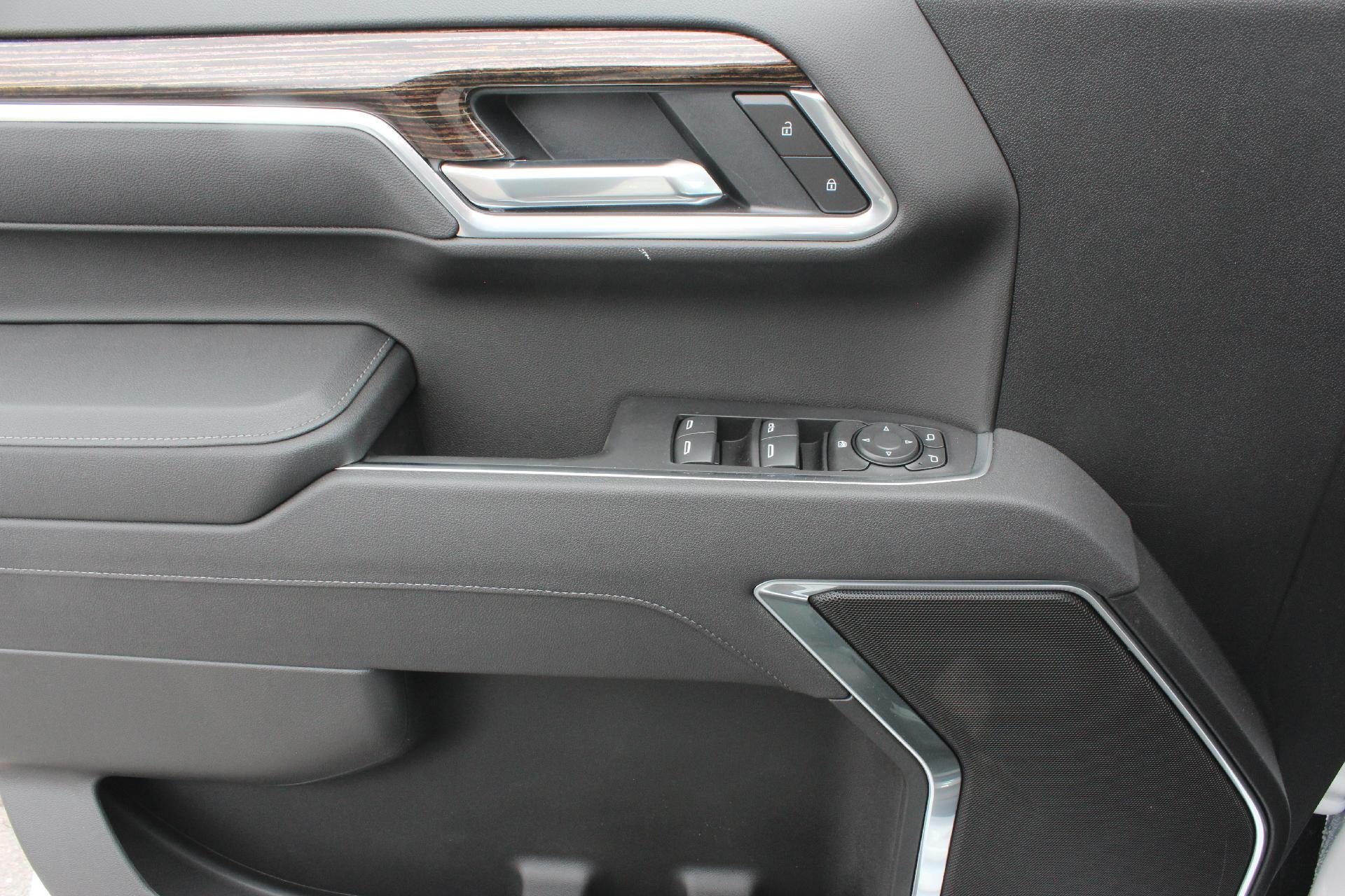 2025 GMC Sierra 1500 SLE