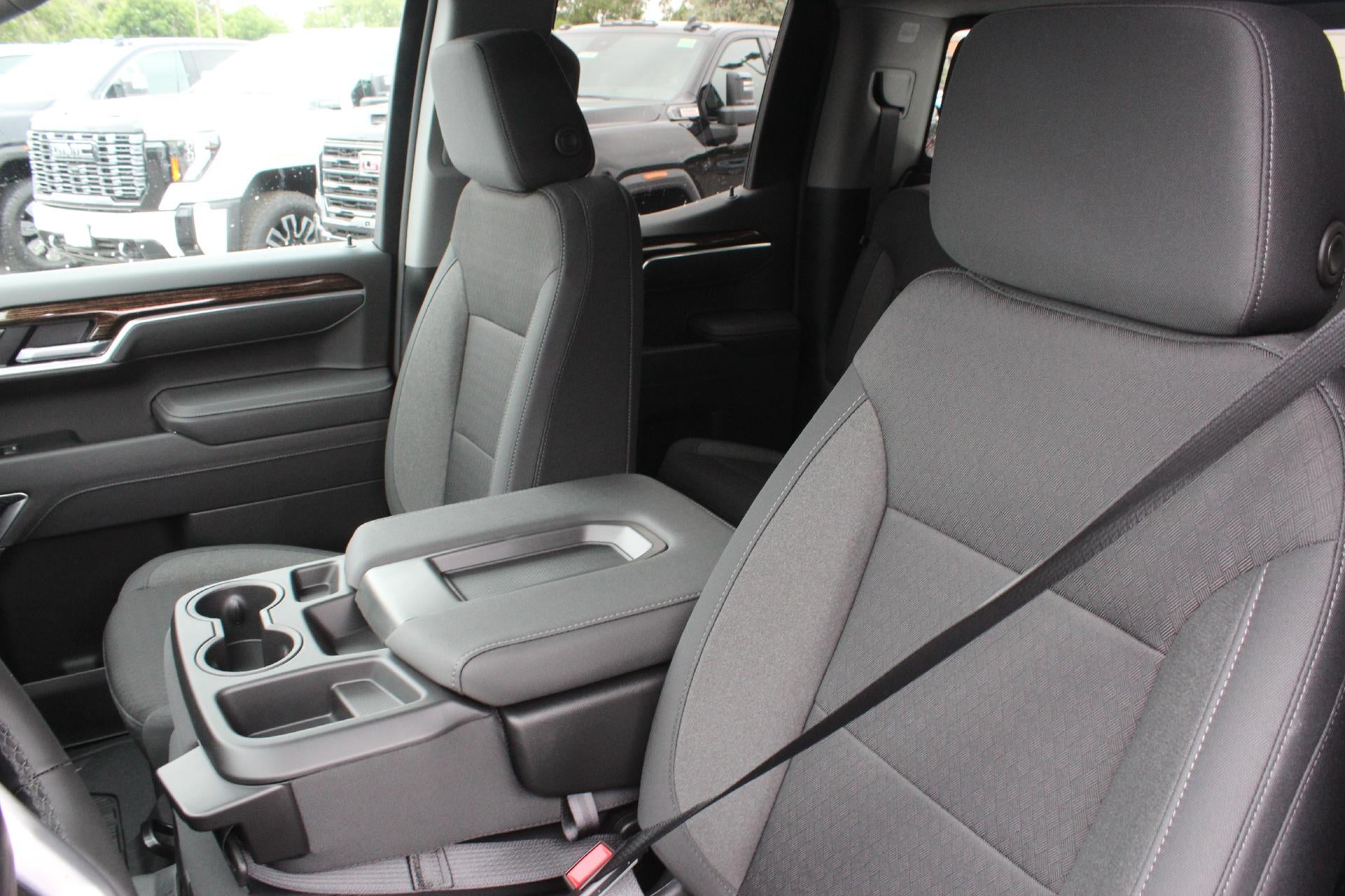 2025 GMC Sierra 1500 SLE