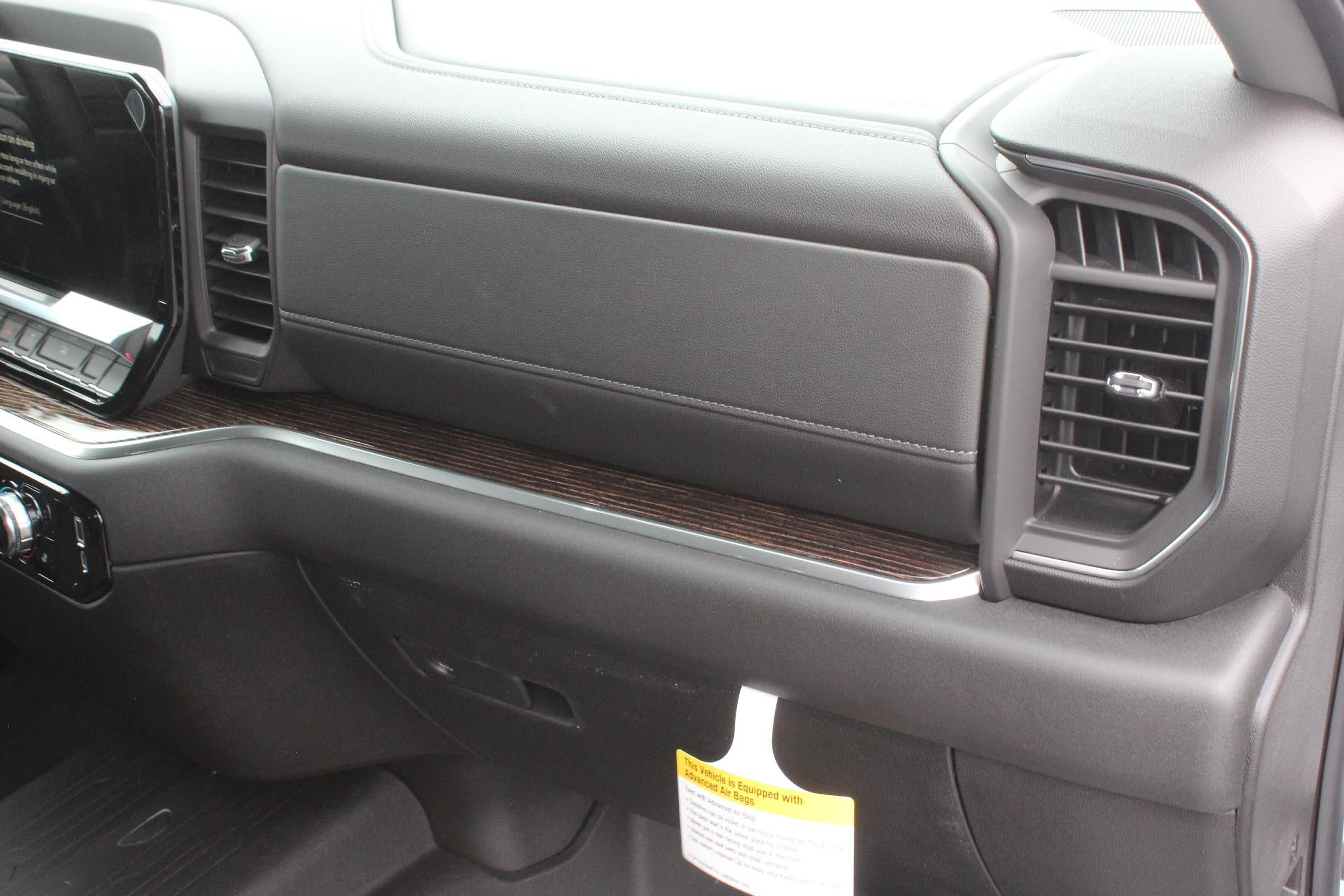 2025 GMC Sierra 1500 SLE