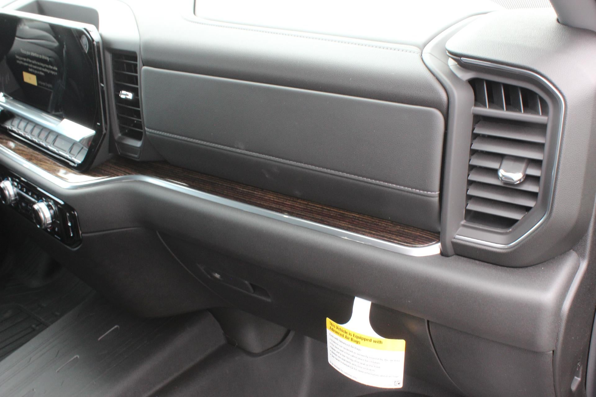 2025 GMC Sierra 1500 SLE