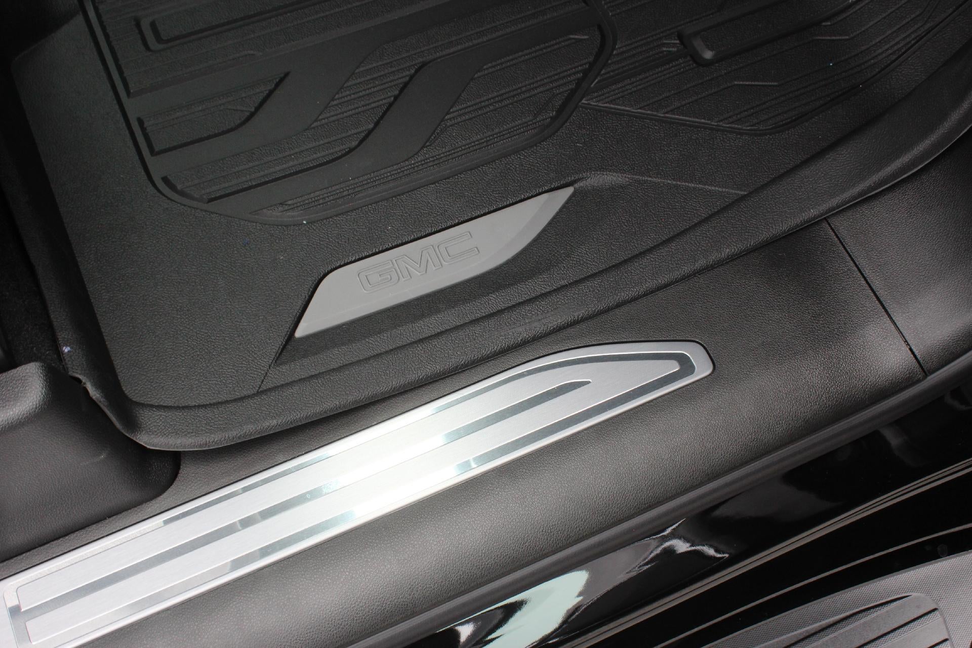 2025 GMC Sierra 1500 SLE