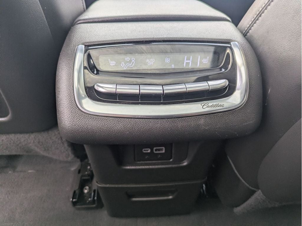 2022 Cadillac XT6 Premium Luxury