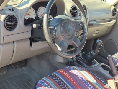 2004 Jeep Liberty Sport