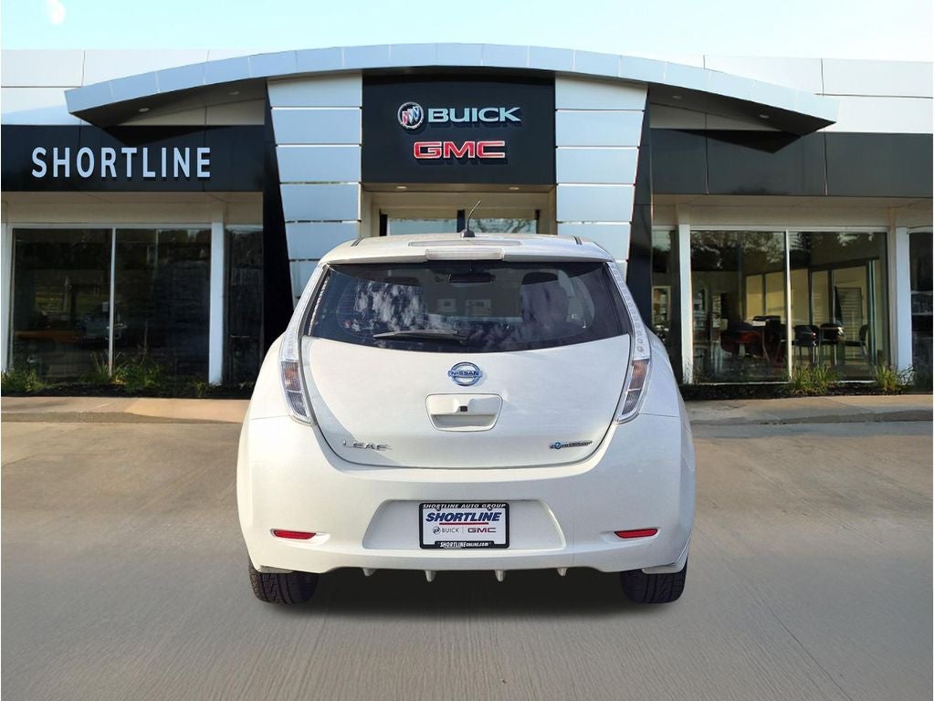 Used 2015 Nissan LEAF SL with VIN 1N4AZ0CP0FC308270 for sale in Aurora, CO