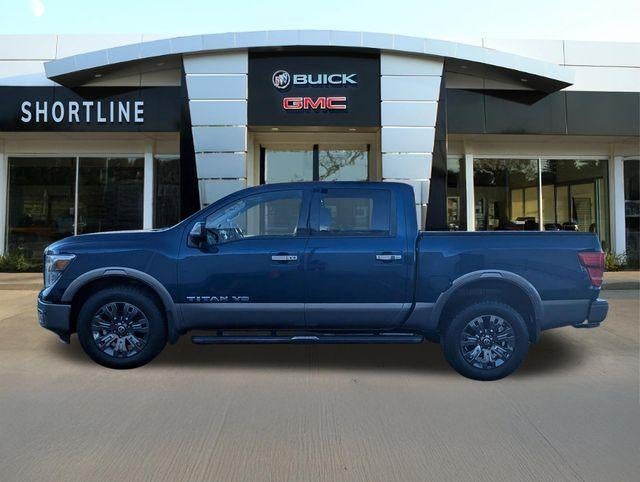 2018 Nissan TITAN Platinum Reserve