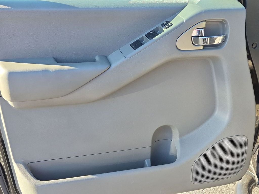 2014 Nissan Frontier SV