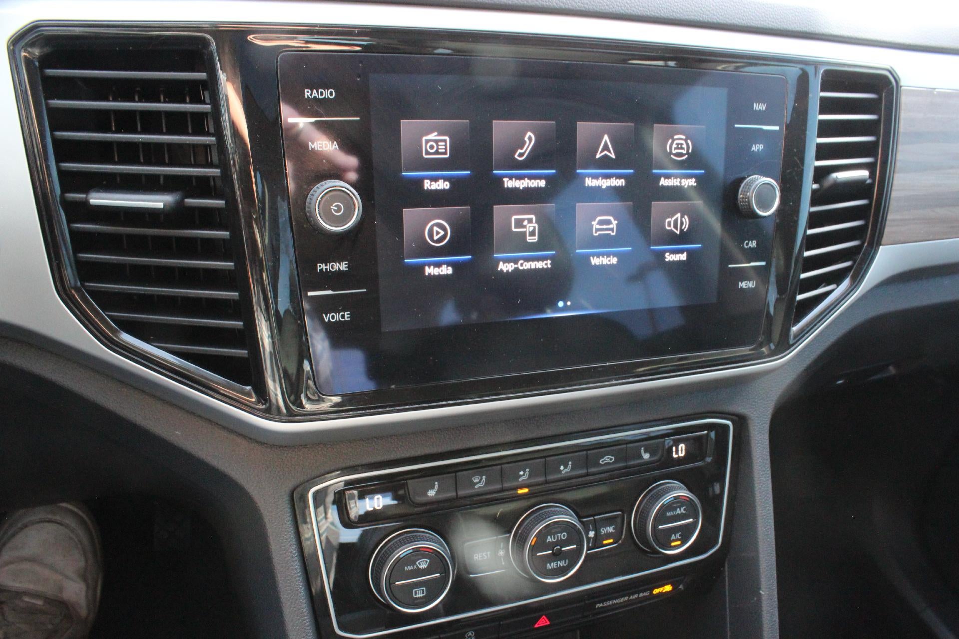 2023 Volkswagen Atlas 3.6L V6 SEL