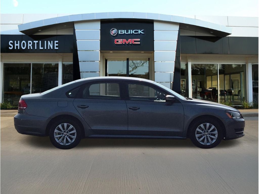 2013 Volkswagen Passat S