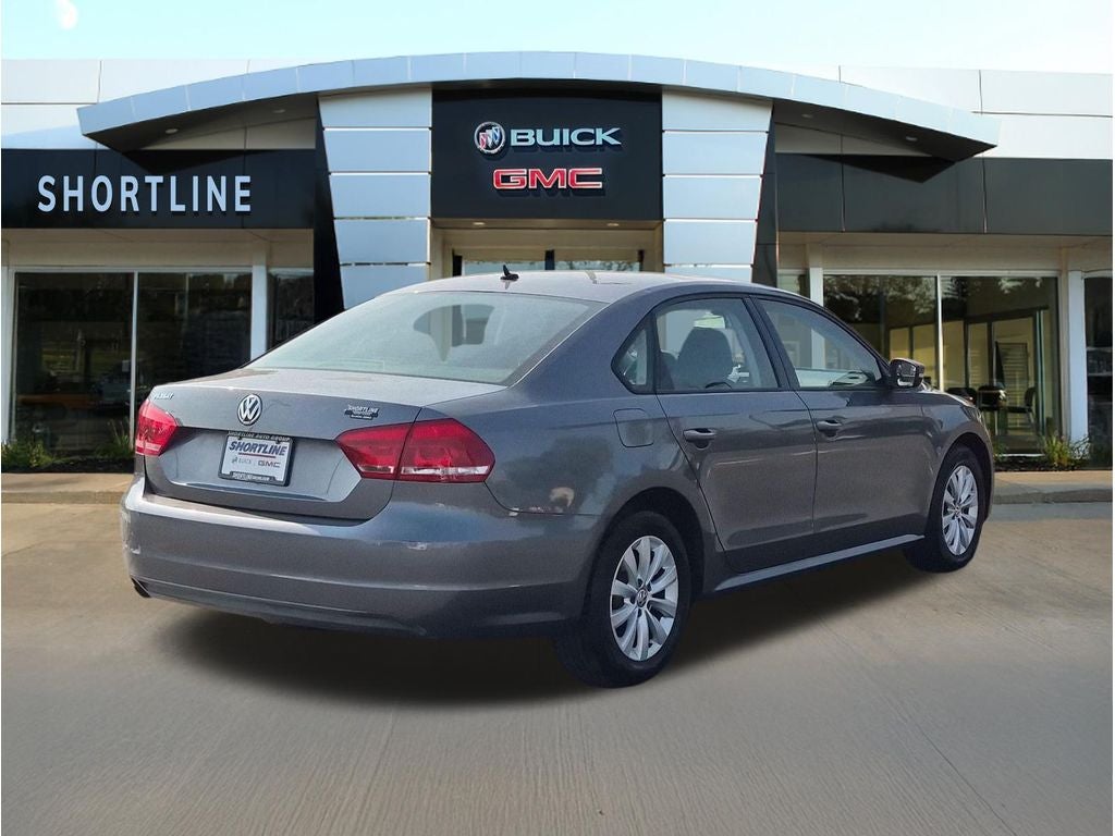 2013 Volkswagen Passat S