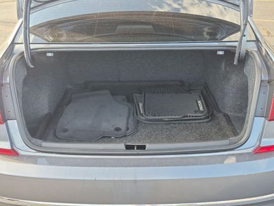 2017 Volkswagen Passat 1.8T R-Line