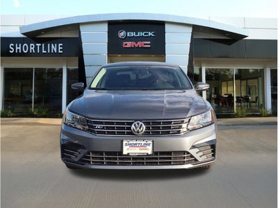 2017 Volkswagen Passat 1.8T R-Line