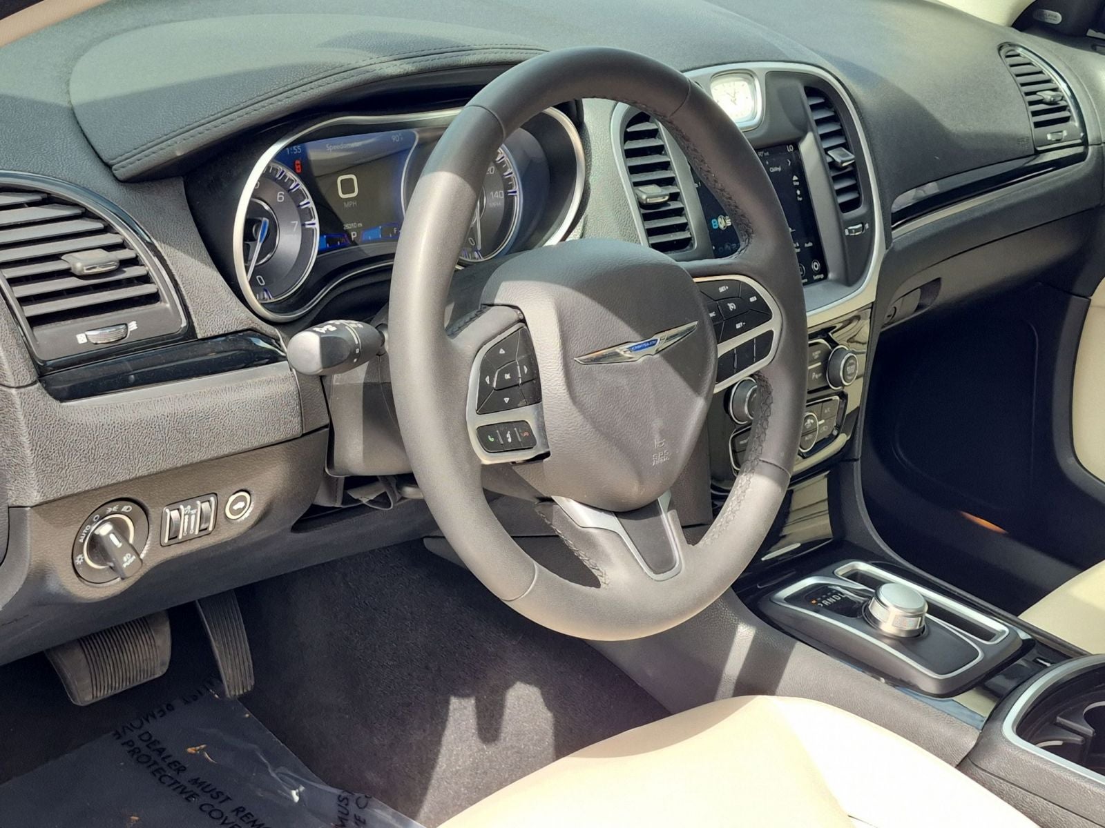 2023 Chrysler 300 Touring L