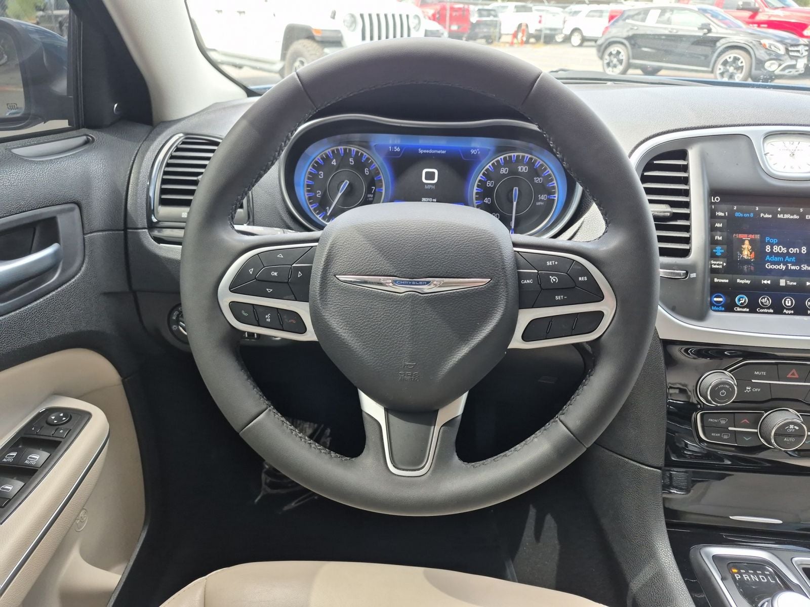 2023 Chrysler 300 Touring L