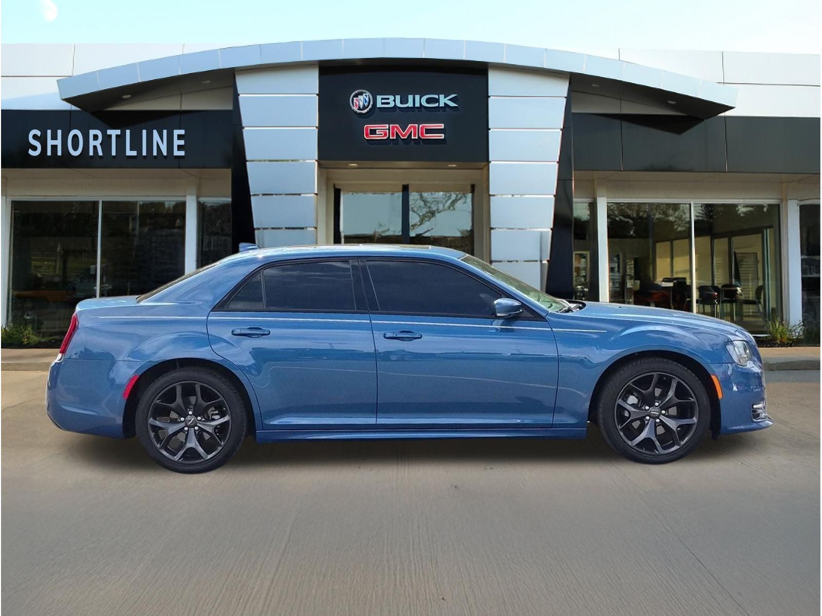 2023 Chrysler 300 Touring L