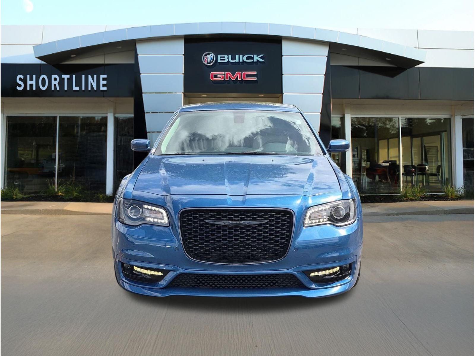 2023 Chrysler 300 Touring L