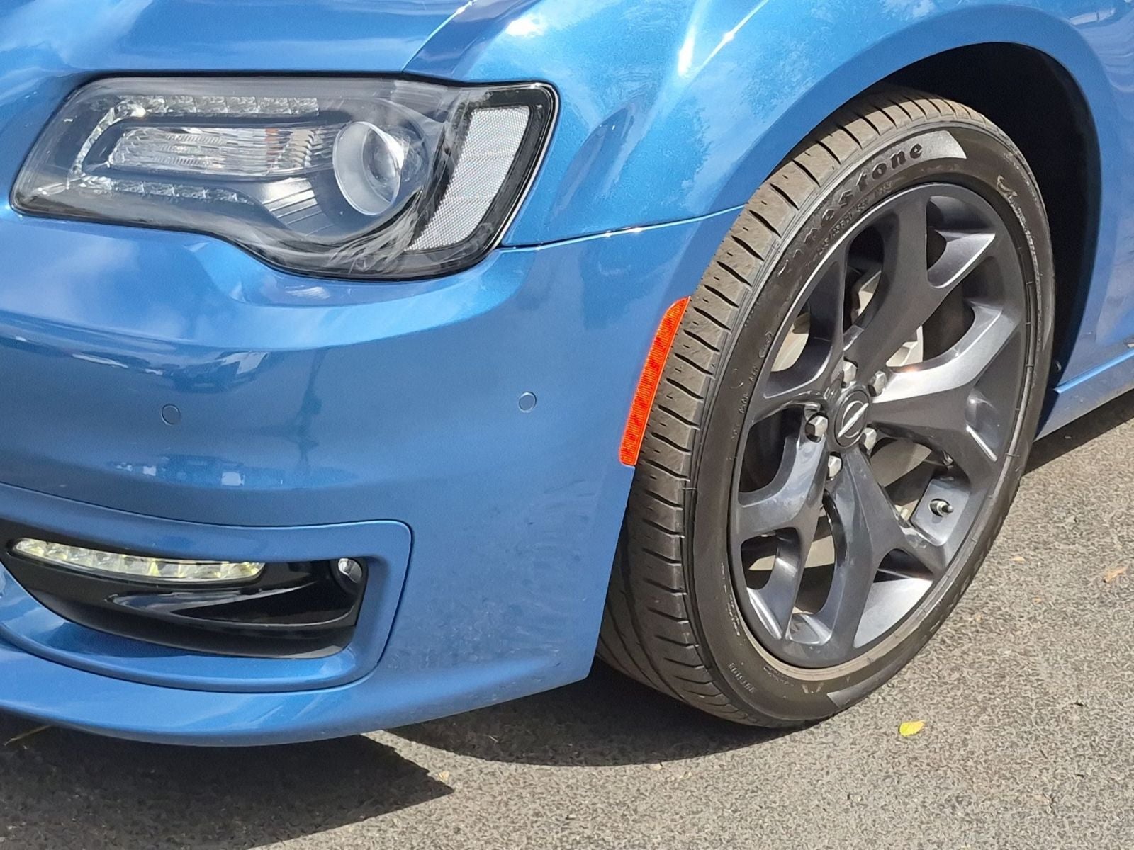 2023 Chrysler 300 Touring L