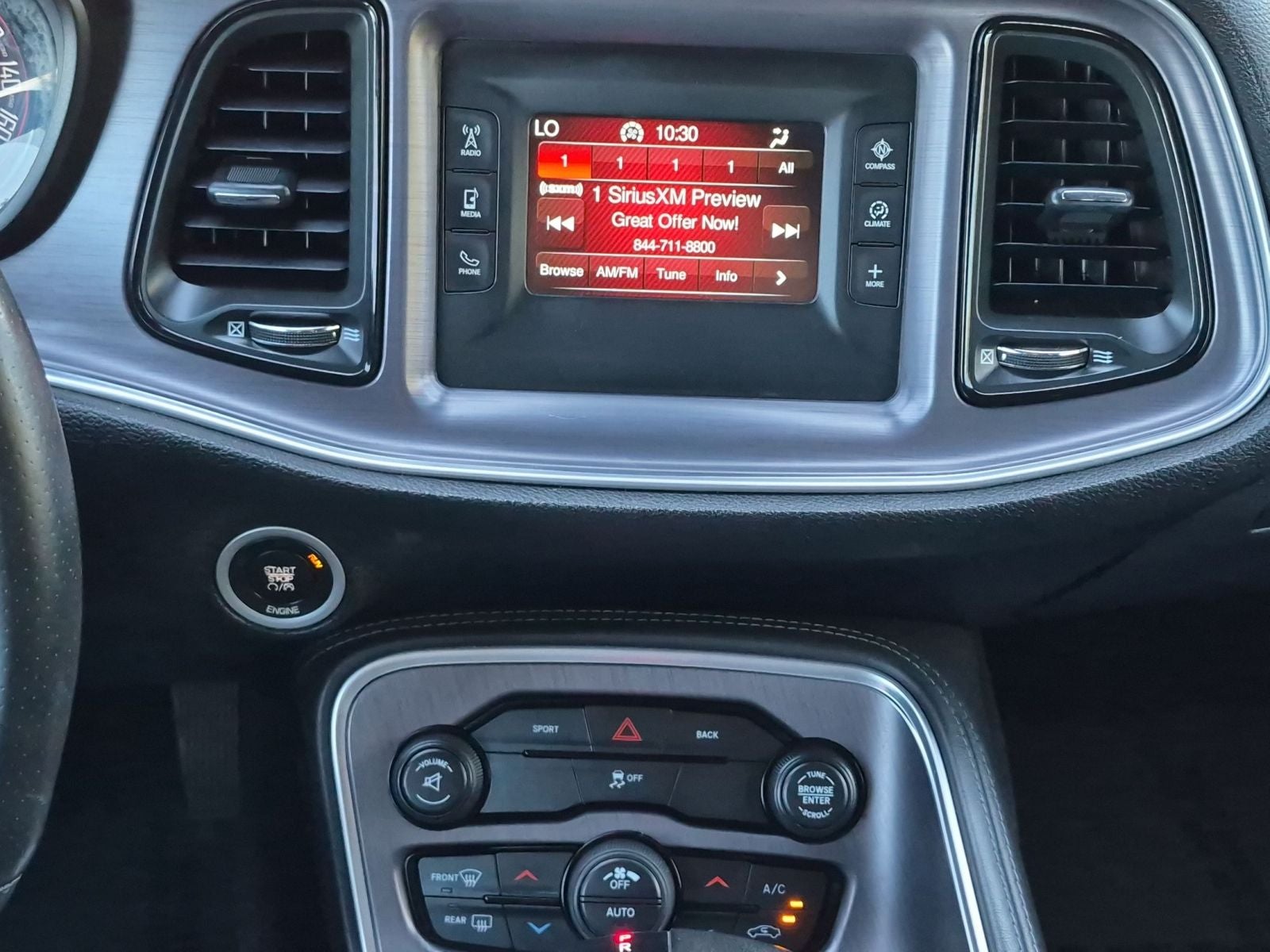 2016 Dodge Challenger SXT
