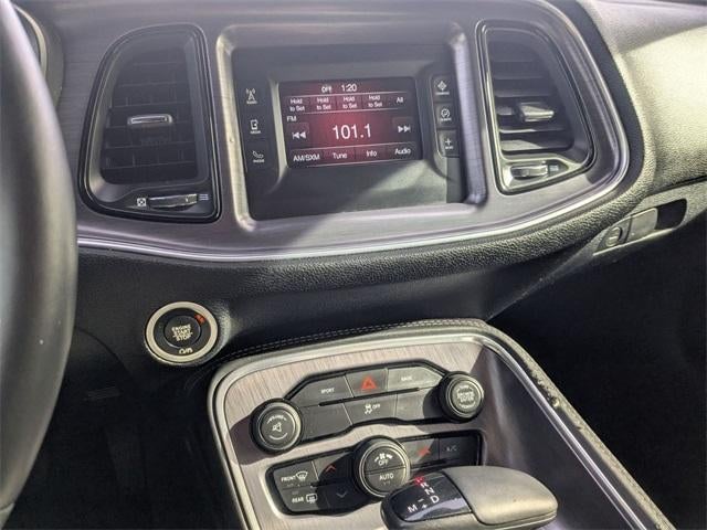 2016 Dodge Challenger SXT