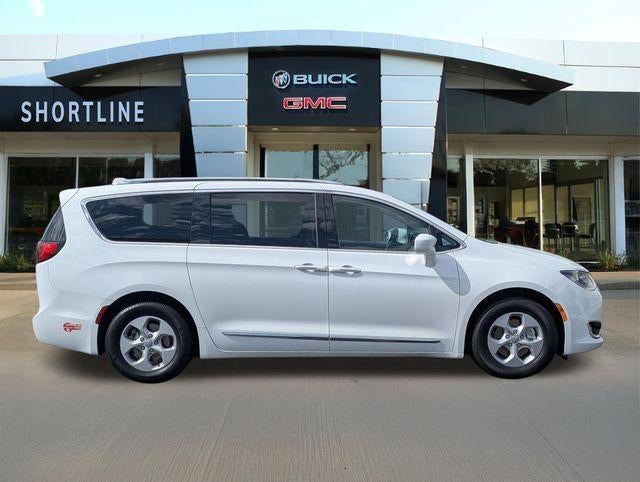 2018 Chrysler Pacifica Hybrid Touring L