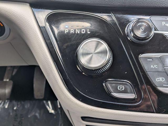 2018 Chrysler Pacifica Hybrid Touring L