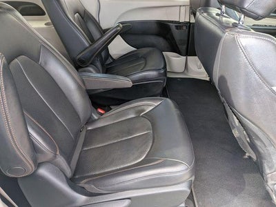2018 Chrysler Pacifica Hybrid Touring L