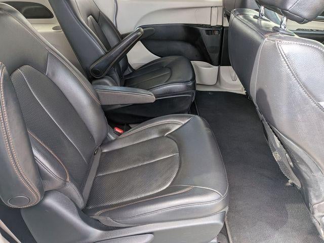2018 Chrysler Pacifica Hybrid Touring L