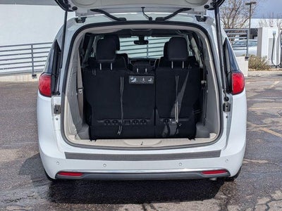 2018 Chrysler Pacifica Hybrid Touring L