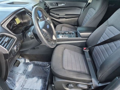 2022 Ford Edge SE