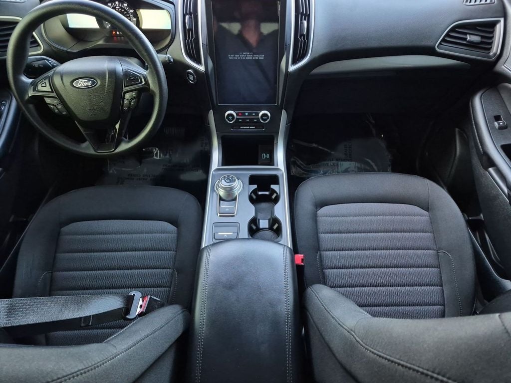2022 Ford Edge SE