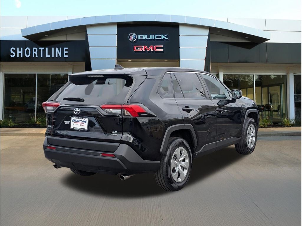 2023 Toyota RAV4 LE