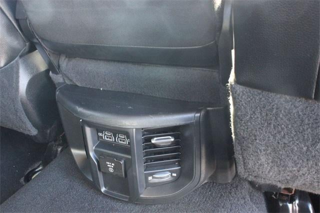 2022 RAM 3500 Laramie Crew Cab 4x4 8' Box