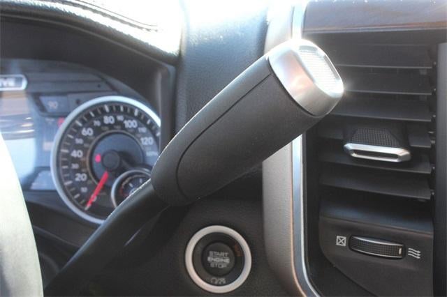 2022 RAM 3500 Laramie Crew Cab 4x4 8' Box