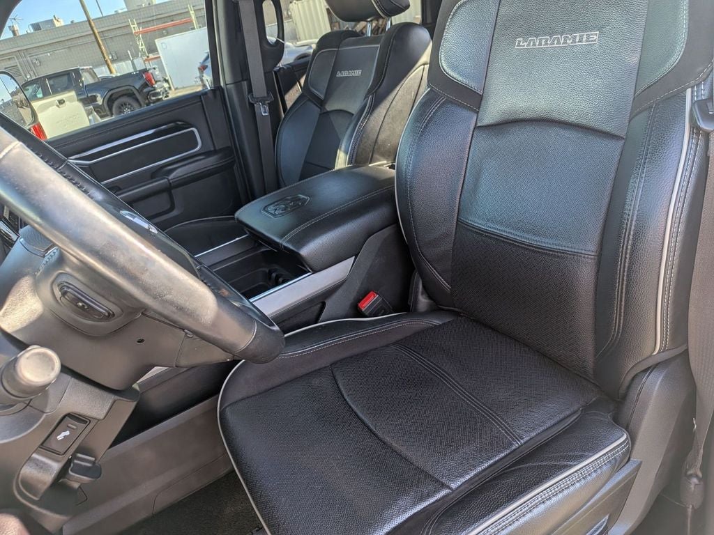 2022 RAM 2500 Laramie Crew Cab 4x4 6'4" Box