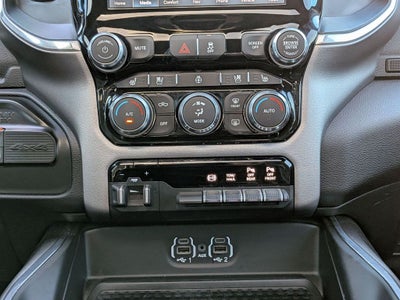 2022 RAM 2500 Laramie Crew Cab 4x4 6'4" Box