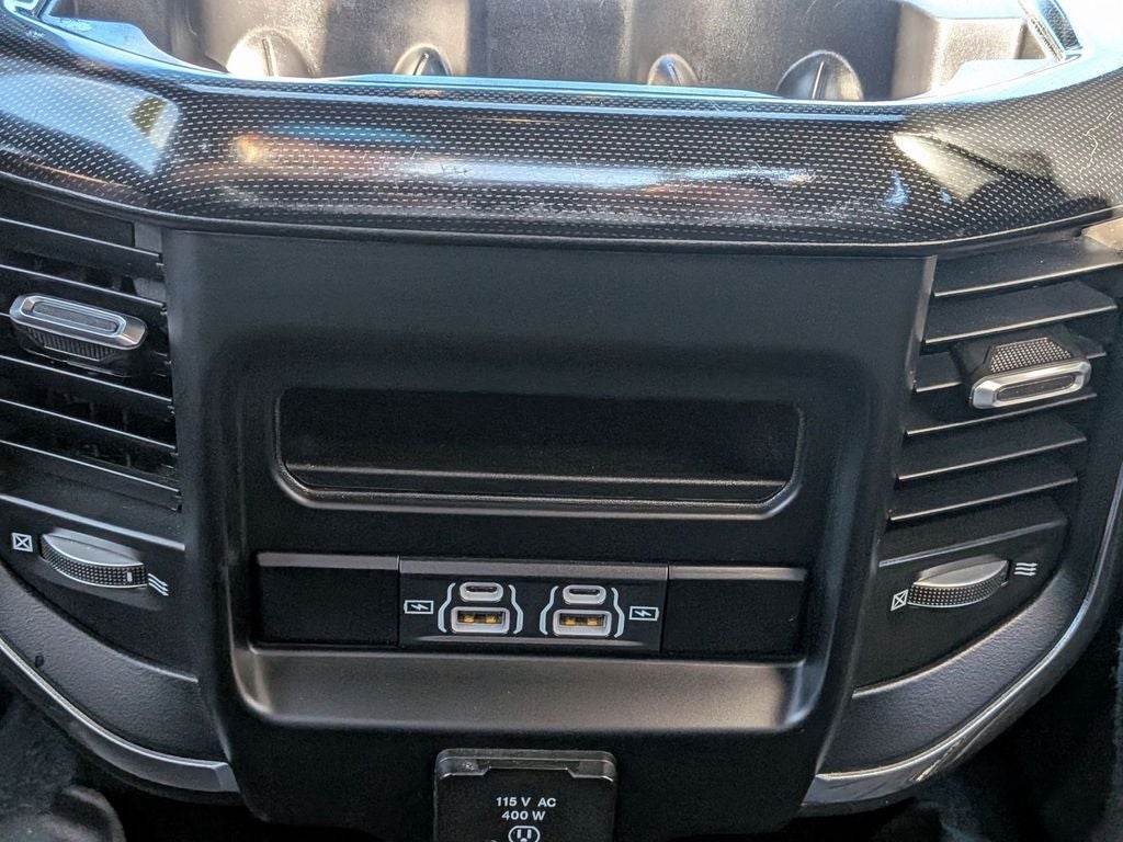 2022 RAM 2500 Laramie Crew Cab 4x4 6'4" Box