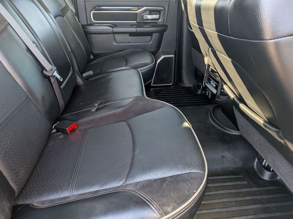 2022 RAM 2500 Laramie Crew Cab 4x4 6'4" Box
