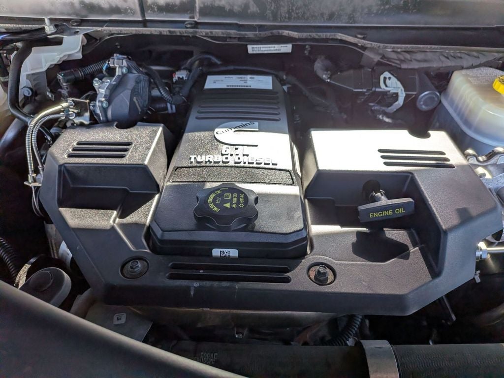 2022 RAM 2500 Laramie Crew Cab 4x4 6'4" Box