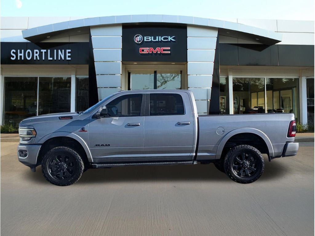 2022 RAM 2500 Laramie Crew Cab 4x4 6'4" Box