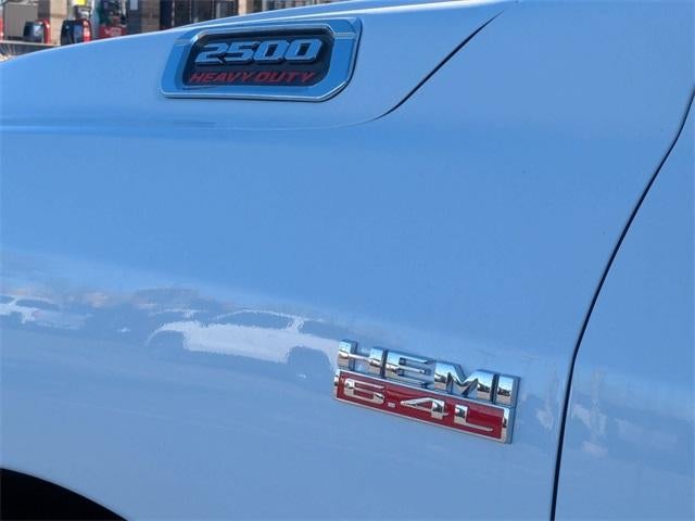 2022 RAM 2500 Tradesman Crew Cab 4x4 8' Box