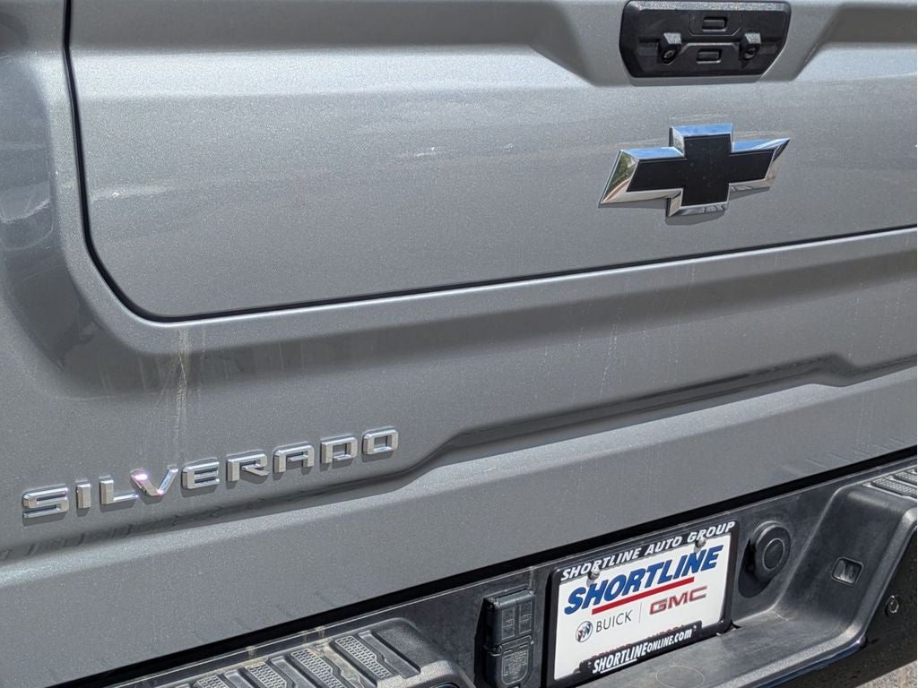 2024 Chevrolet Silverado 1500 ZR2