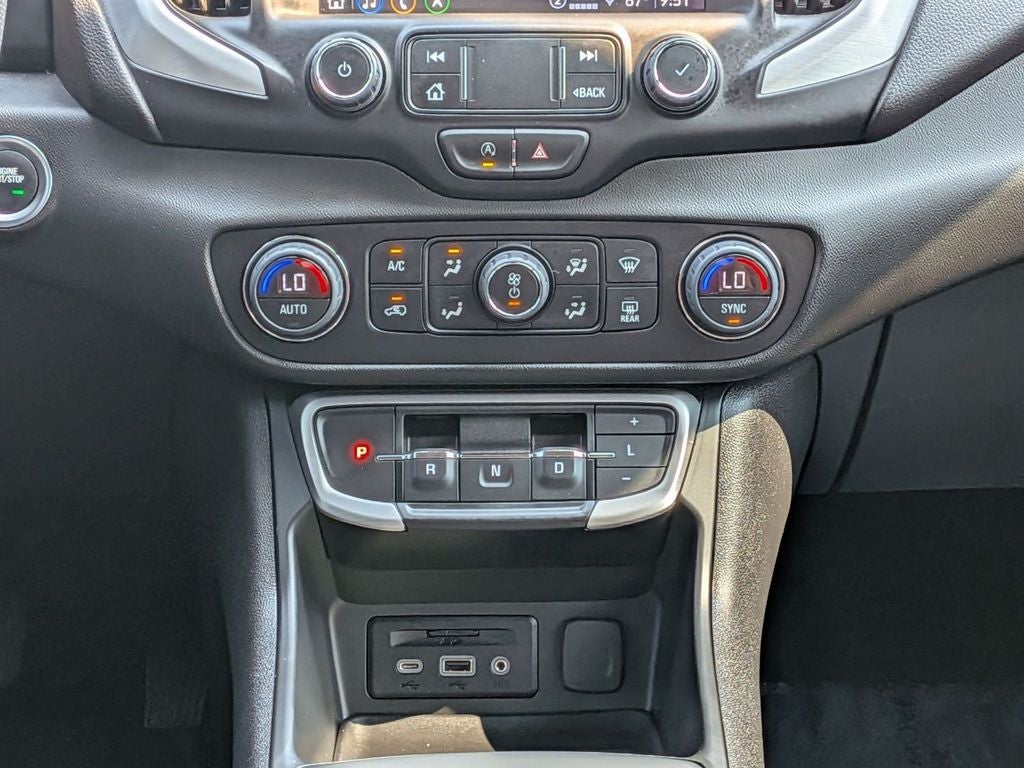 2023 GMC Terrain SLE