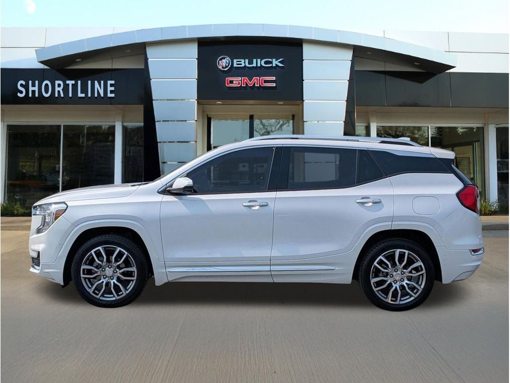 2023 GMC Terrain Denali