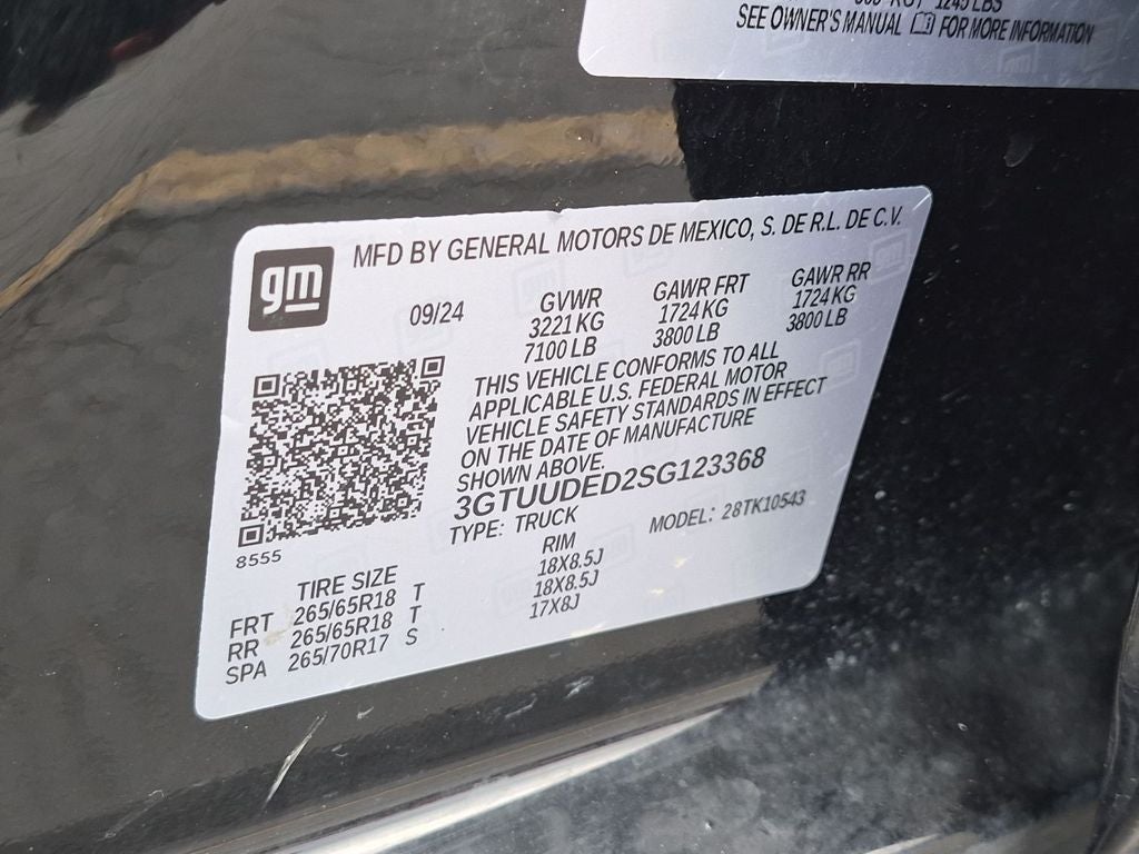 2025 GMC Sierra 1500 SLT