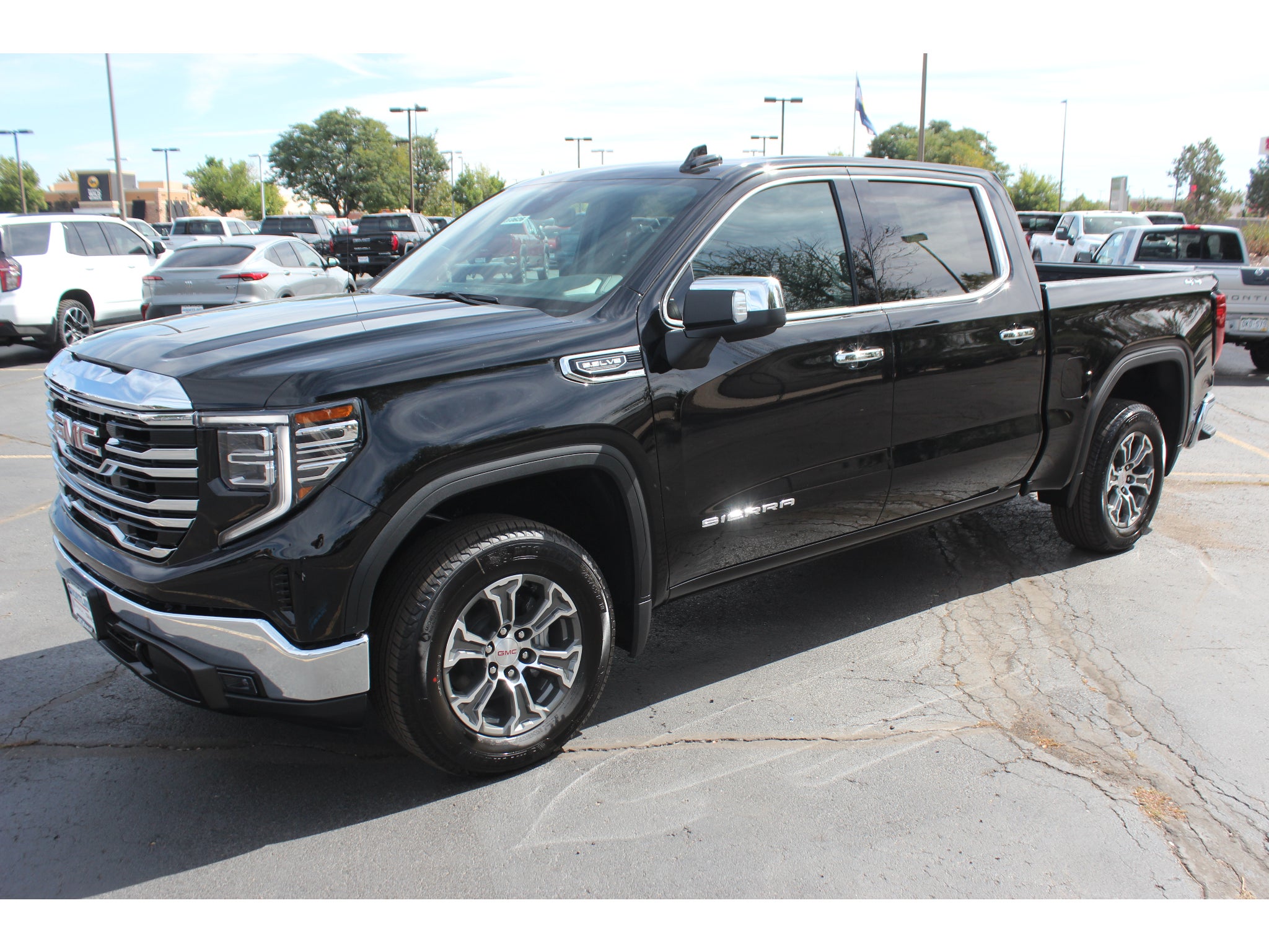 2026 GMC Sierra 1500 SLT