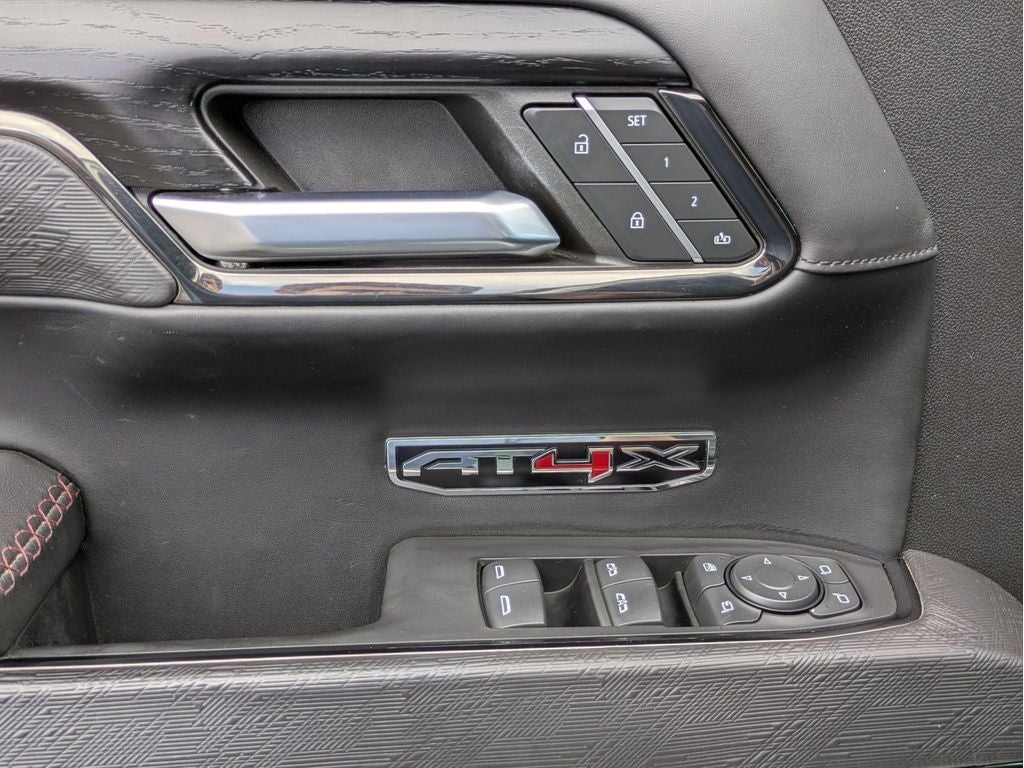 2024 GMC Sierra 1500 AT4X