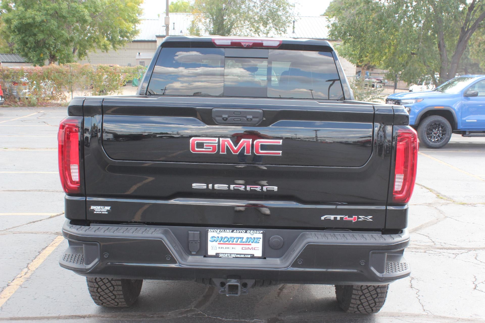 2025 GMC Sierra 1500 AT4X