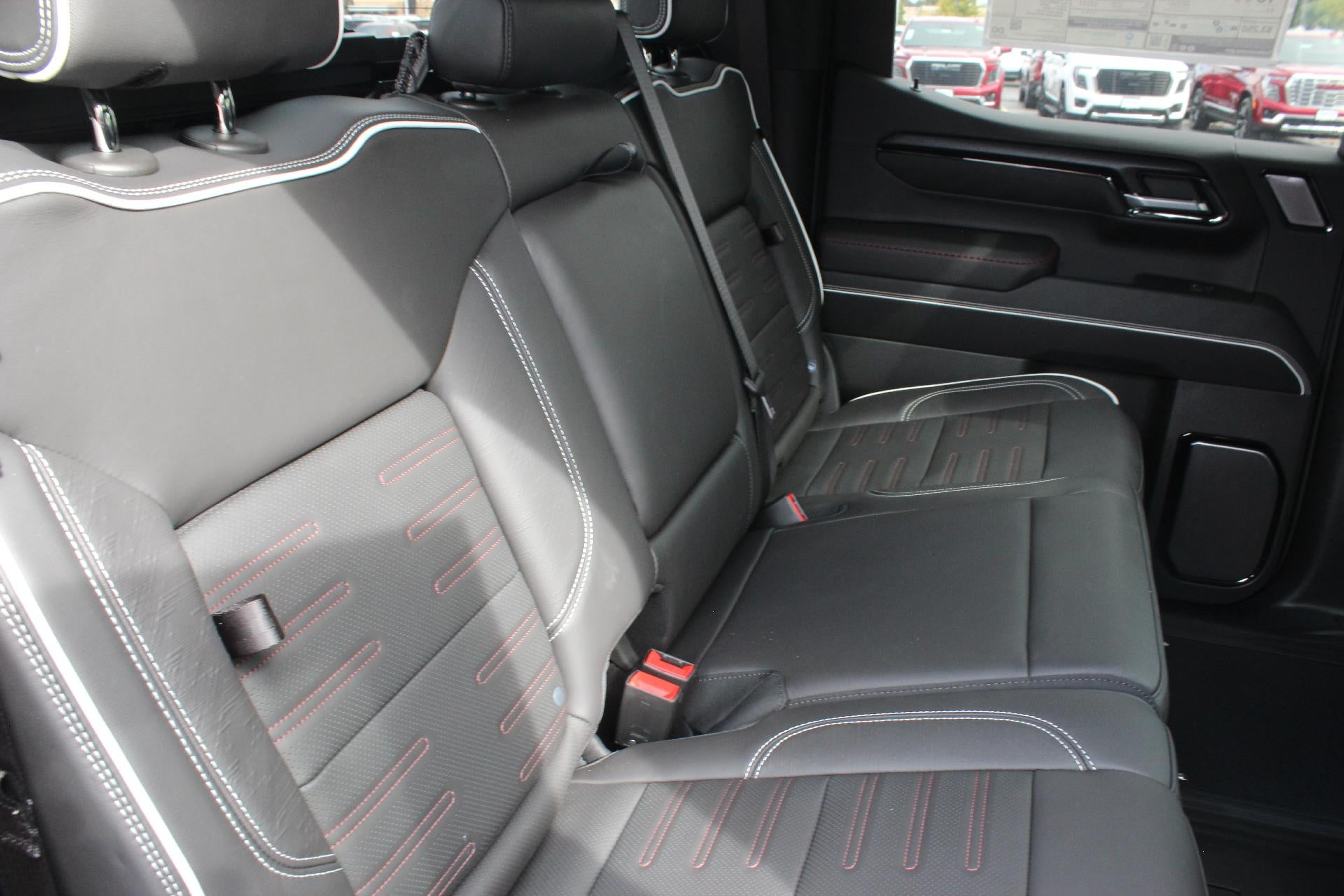 2025 GMC Sierra 1500 AT4X