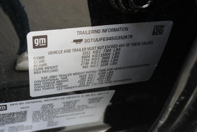 2025 GMC Sierra 1500 AT4X